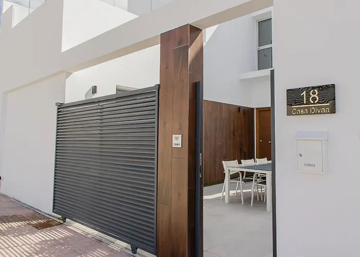 Casa Divaa * San Fulgencio