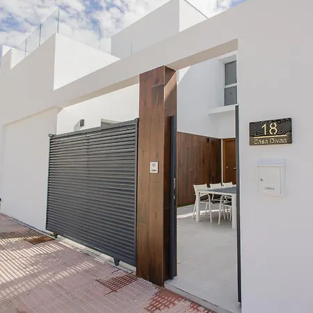Casa Divaa * San Fulgencio